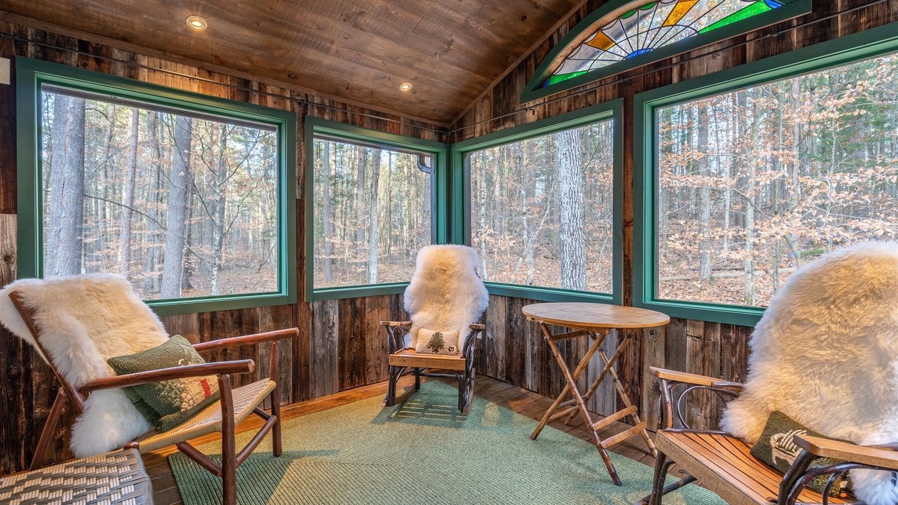 Photo of Others in Jay