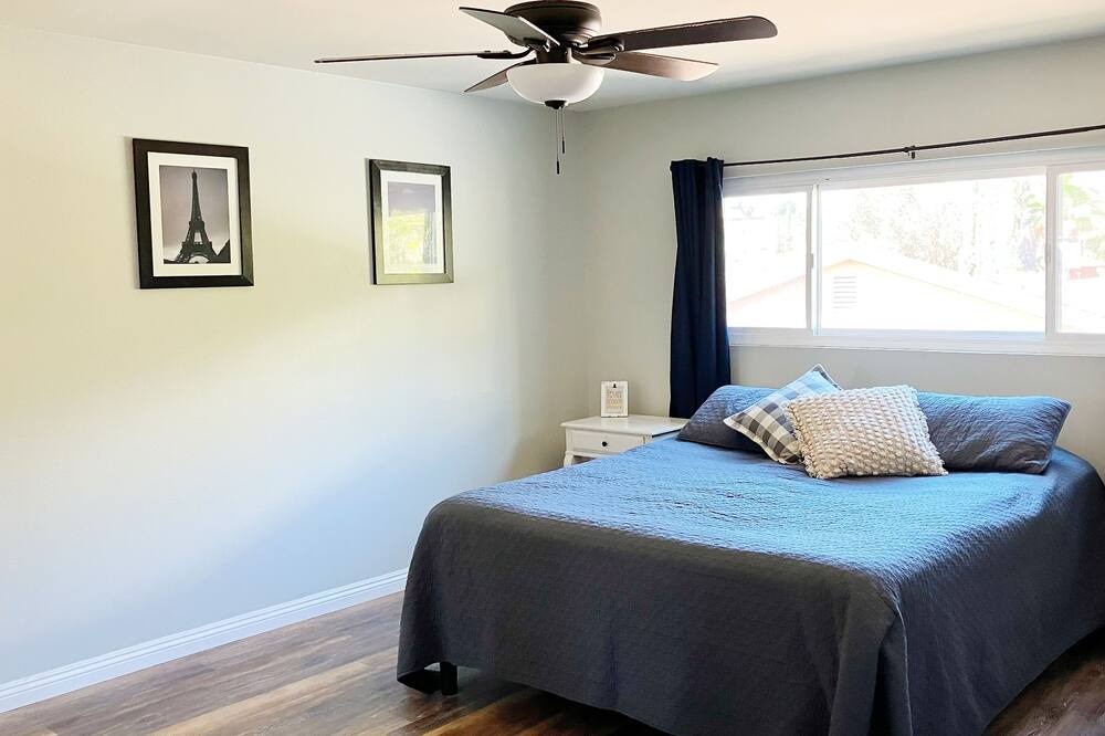 Photo of Bedroom in Country Club