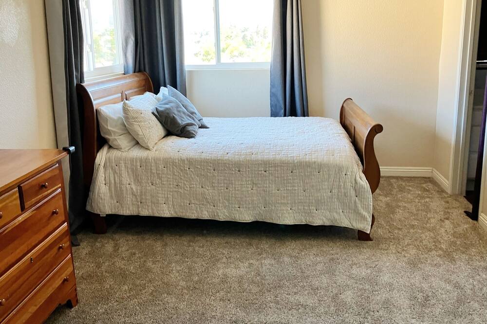 Photo of Bedroom in Country Club