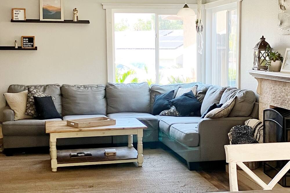 Photo of Livingroom in Country Club