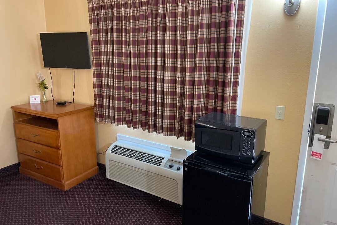 Photo of Bedroom in Lawrenceburg