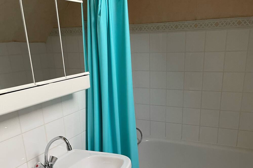 Photo of Bathroom in Gavres