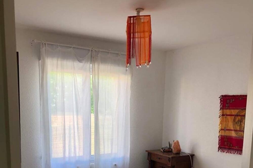 Photo of Bedroom in Montaren-et-Saint-Mediers