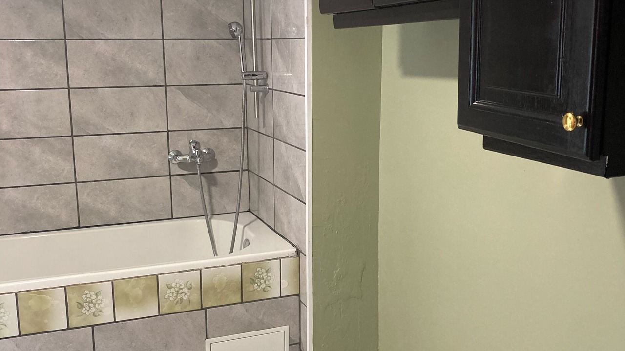 Photo of Others in La Comte