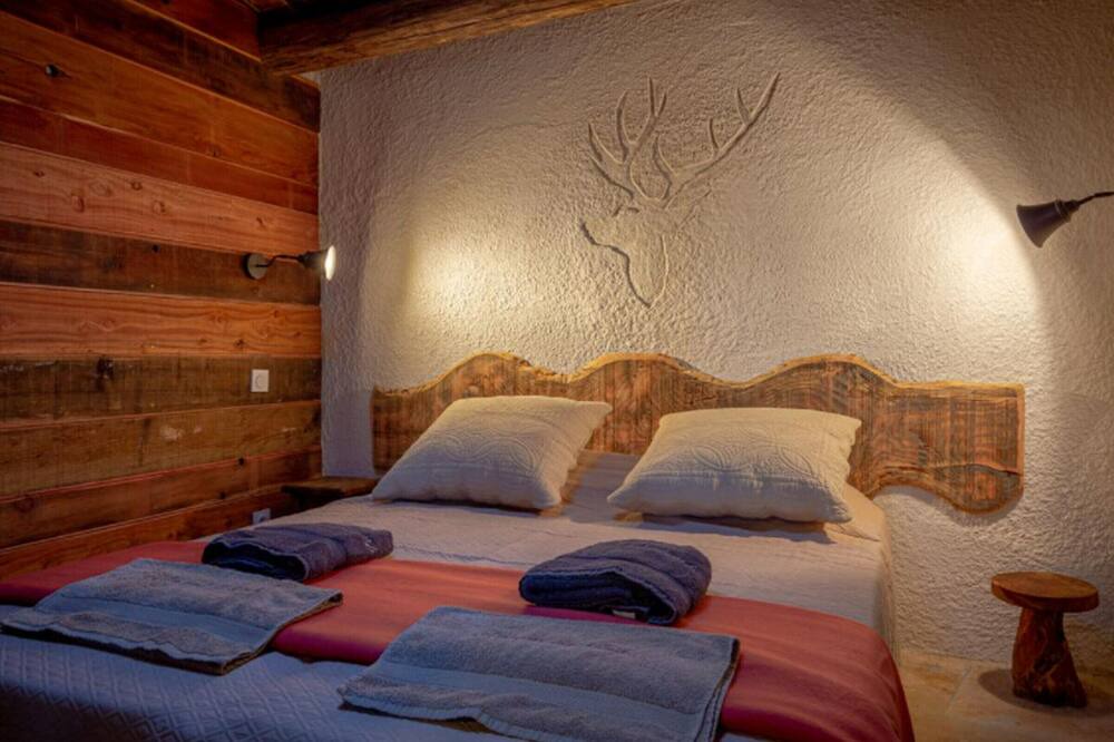 Photo of Bedroom in Crouy-sur-Cosson