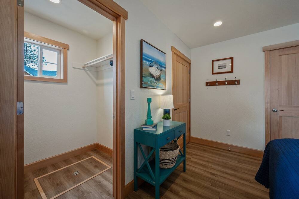 Photo of Others in Dover Bay