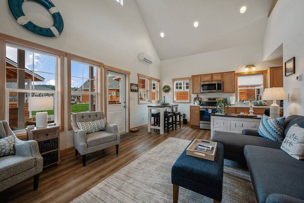 Photo of Livingroom in Dover Bay