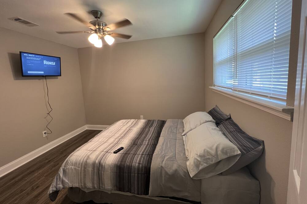 Photo of Bedroom in LaPlace