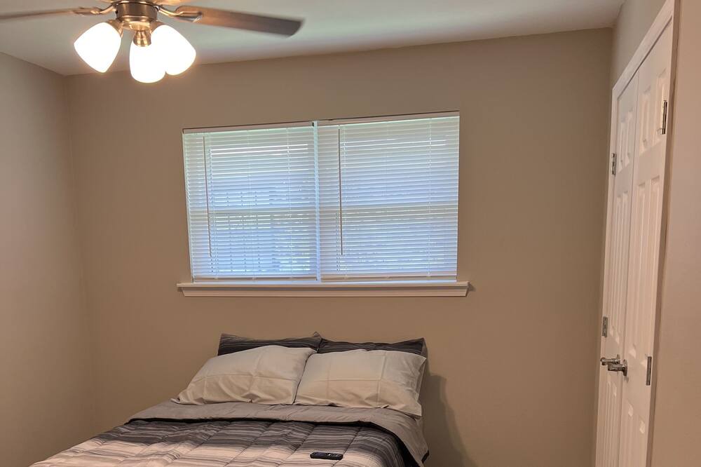 Photo of Bedroom in LaPlace