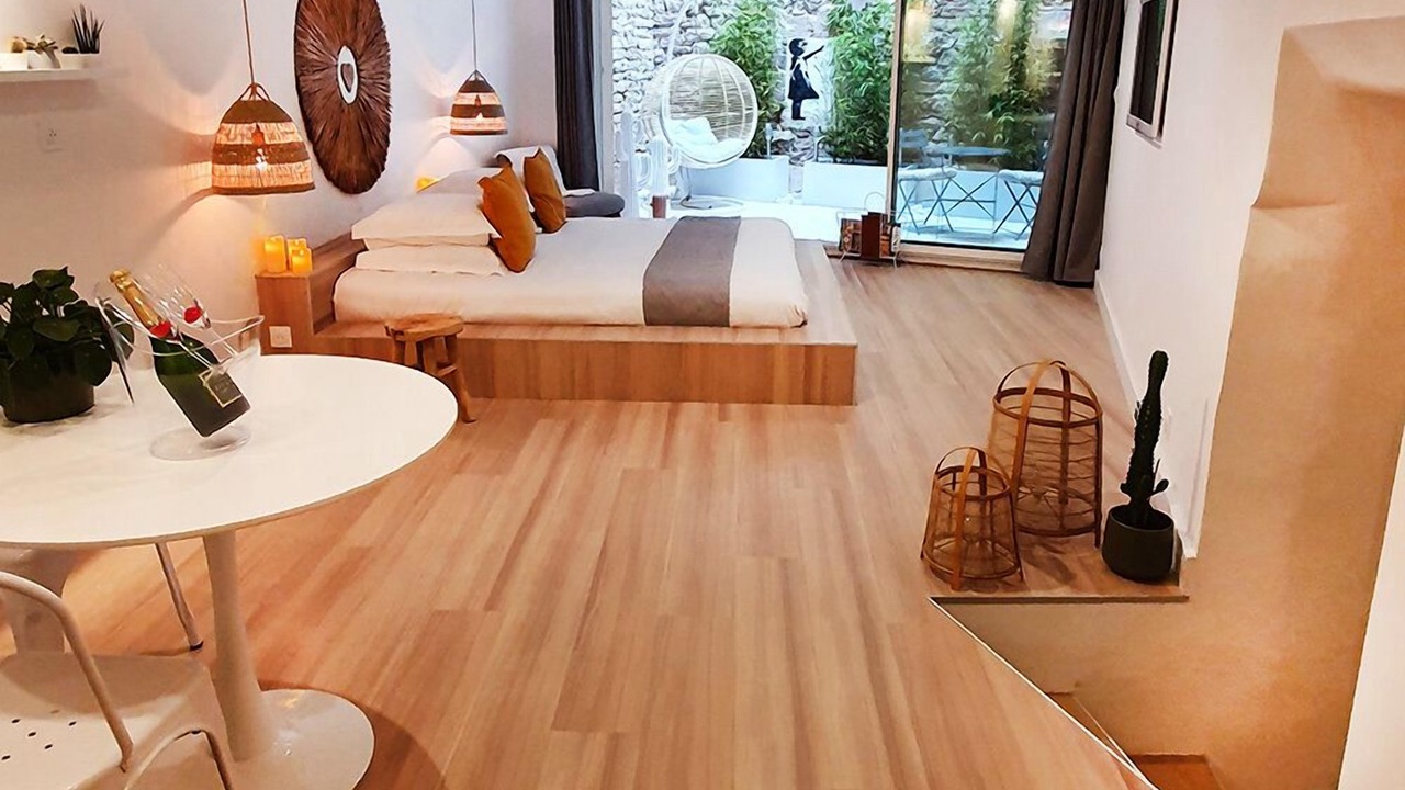 Photo of Others in Nimes City Centre