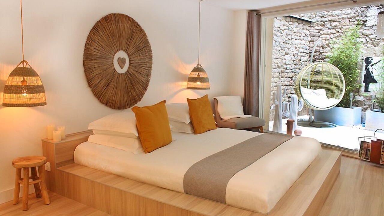 Photo of Others in Nimes City Centre