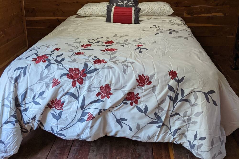 Photo of Bedroom in Compton