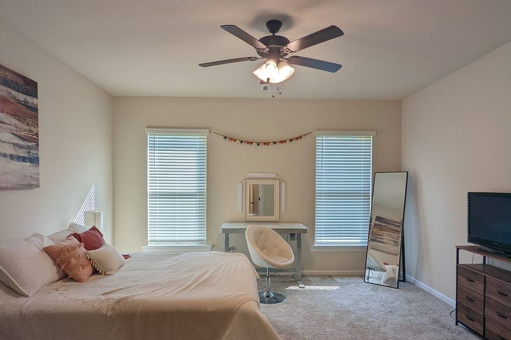 Photo of Bedroom in Denham Springs