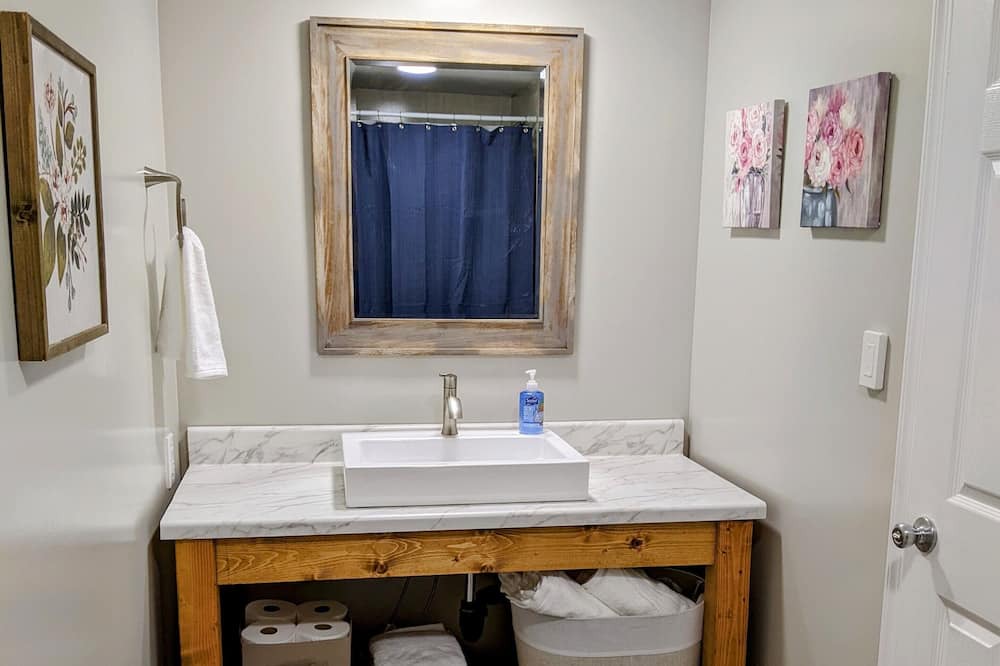 Photo of Bathroom in Fairlawn