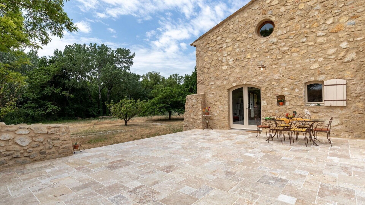 Photo of Patio Balcony in Caderousse