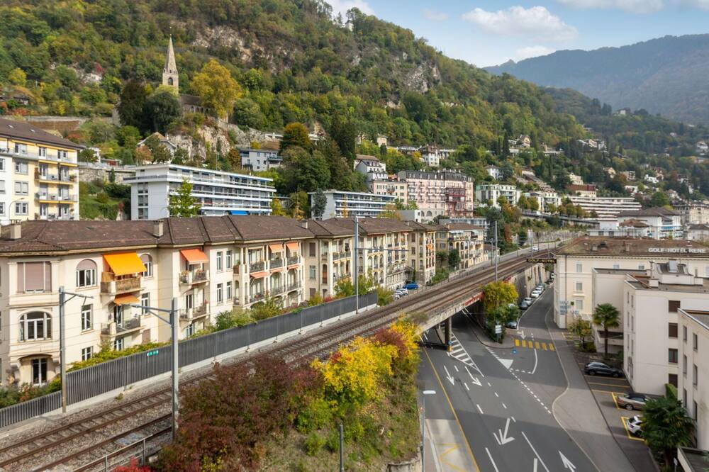 Photo of Others in Montreux