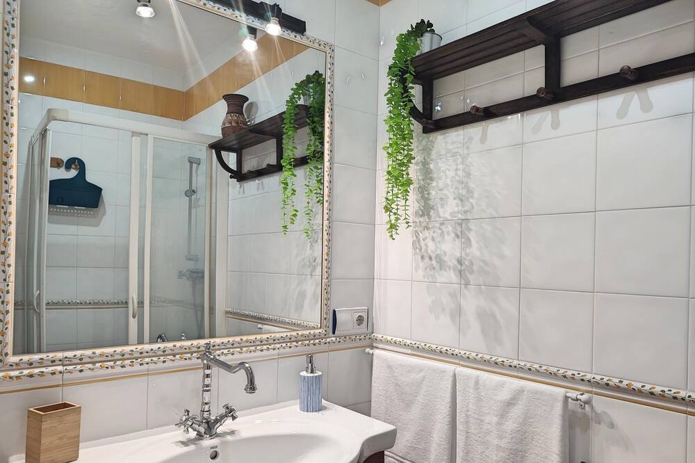 Photo of Bathroom in San Basilio