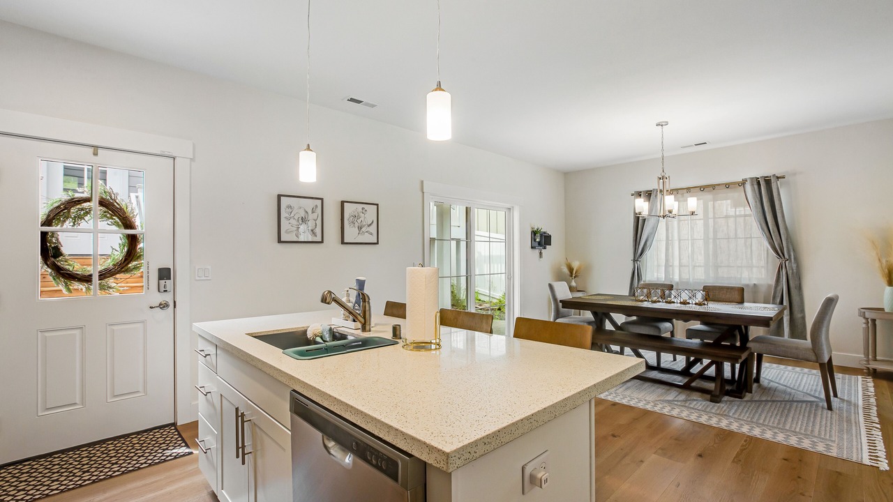 Photo of Kitchen in Allyn-Grapeview