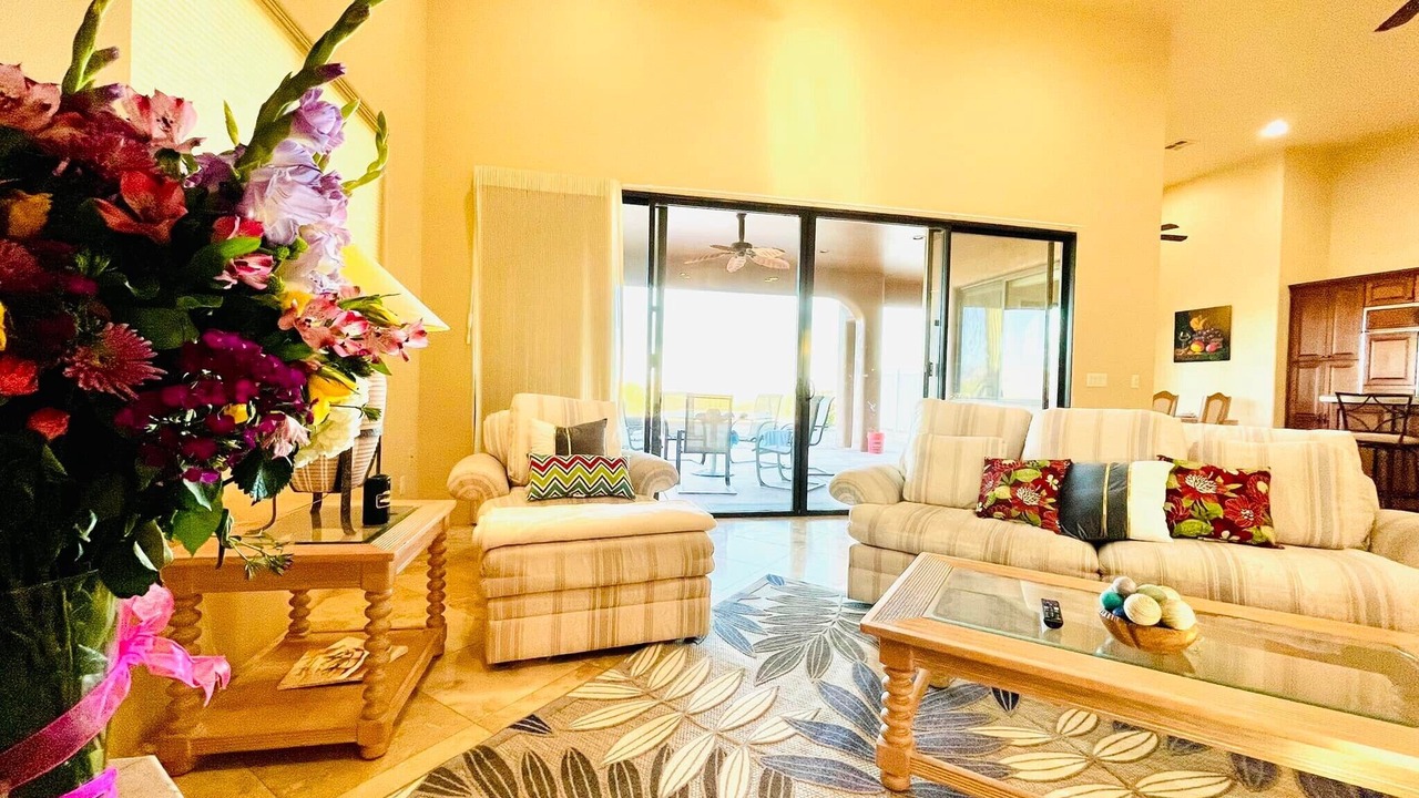 Photo of Livingroom in Rio Verde Foothills