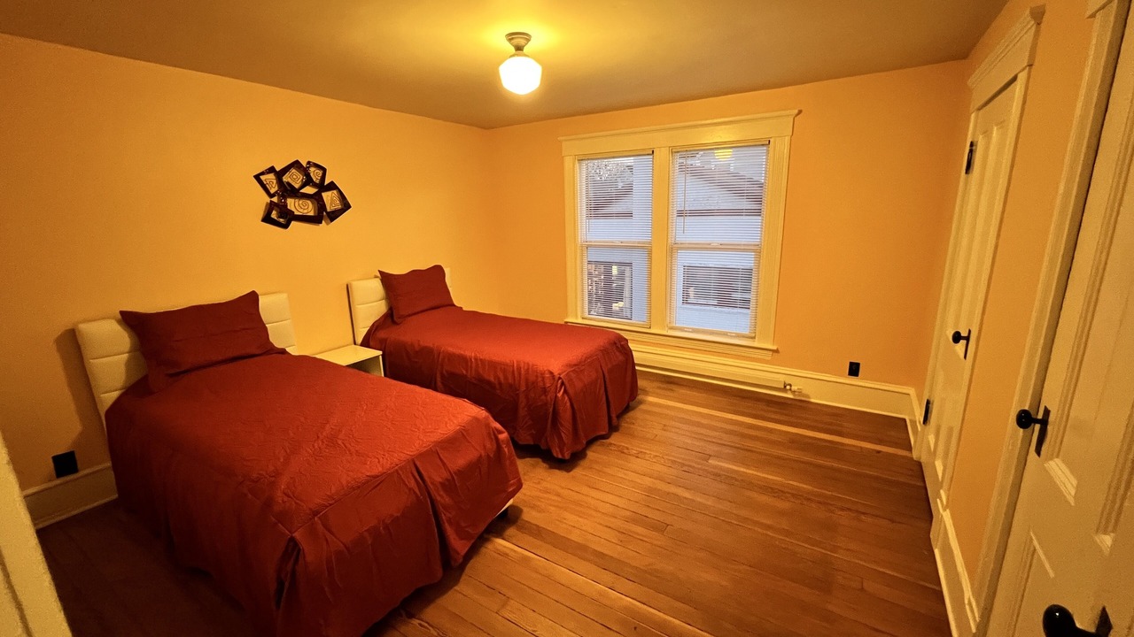 Photo of Others in North Admiral