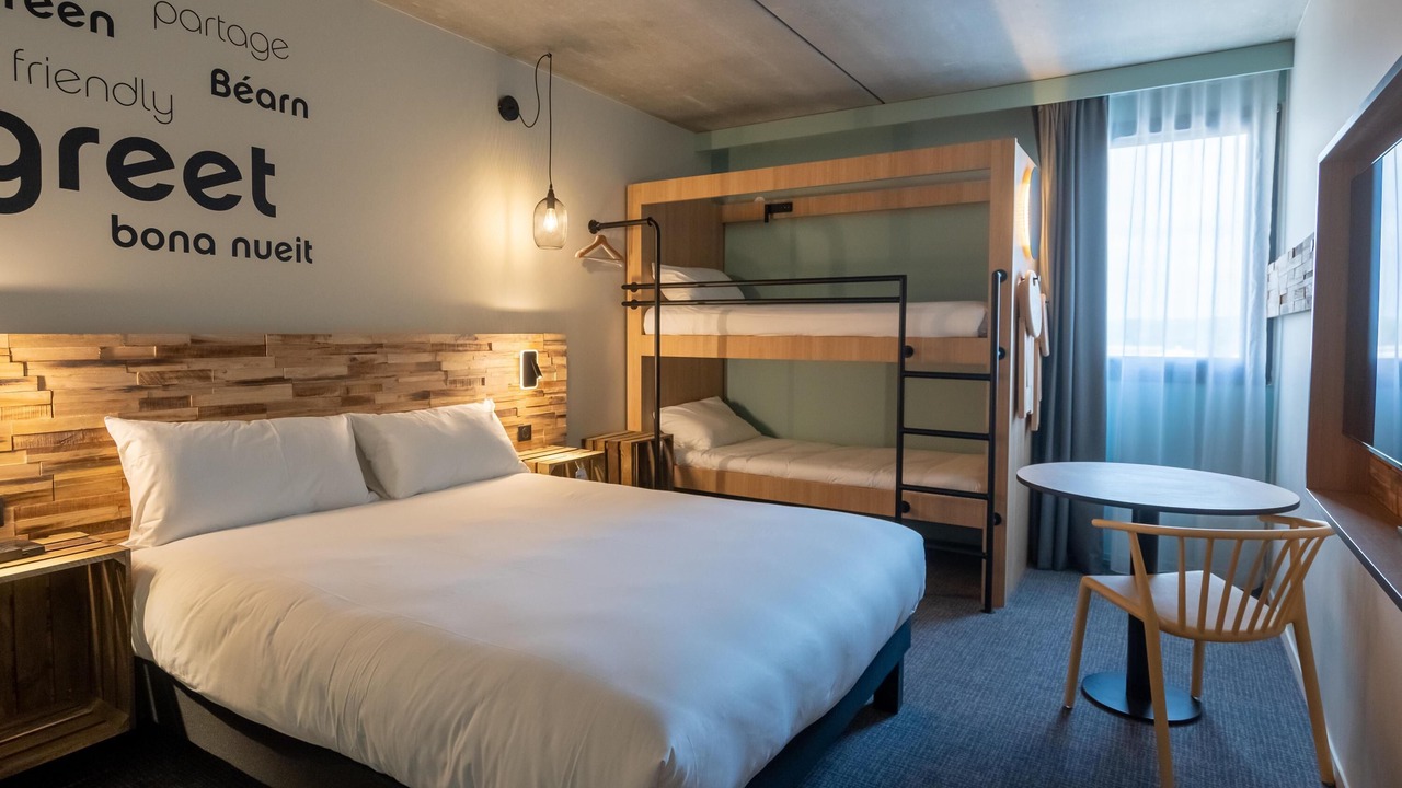 Photo of Bedroom in Biron