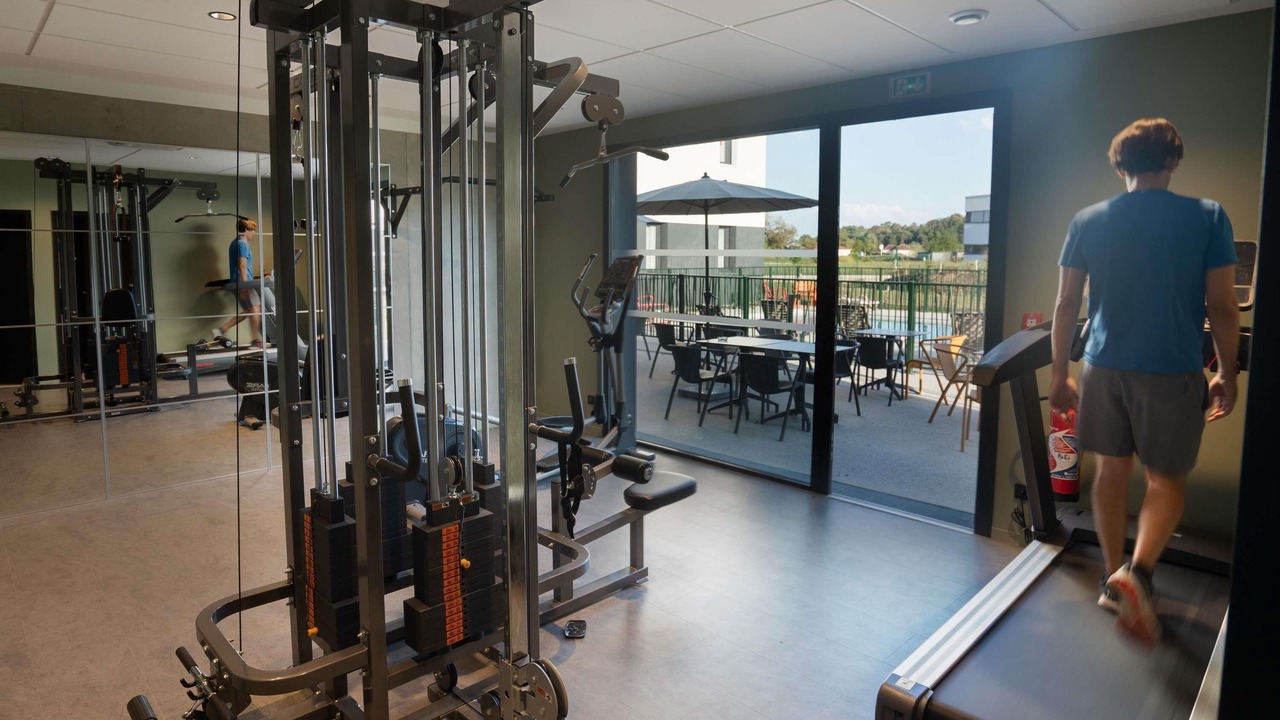 Photo of Others in Biron