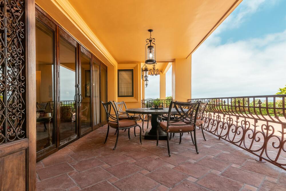 Photo of Patio Balcony in La Salina