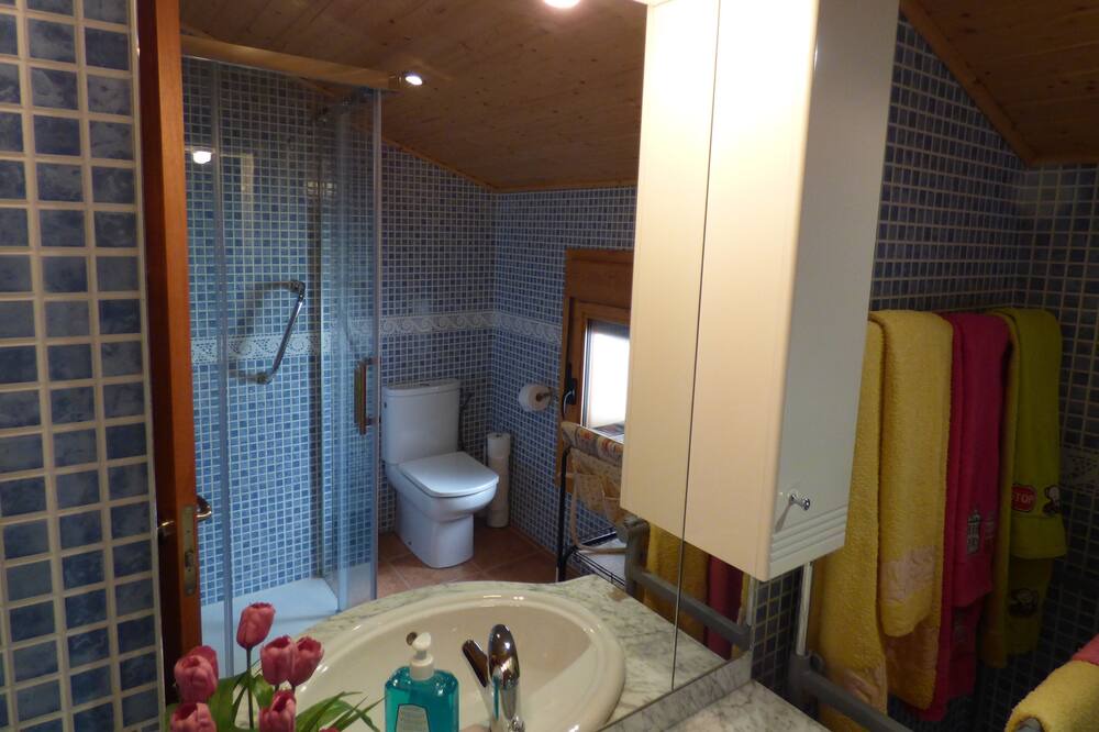 Photo of Bathroom in Pauls