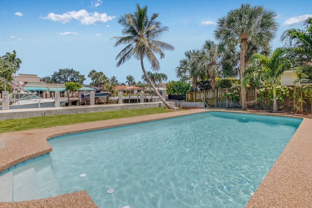Photo of Outdoor in Hendricks and Venice Isles