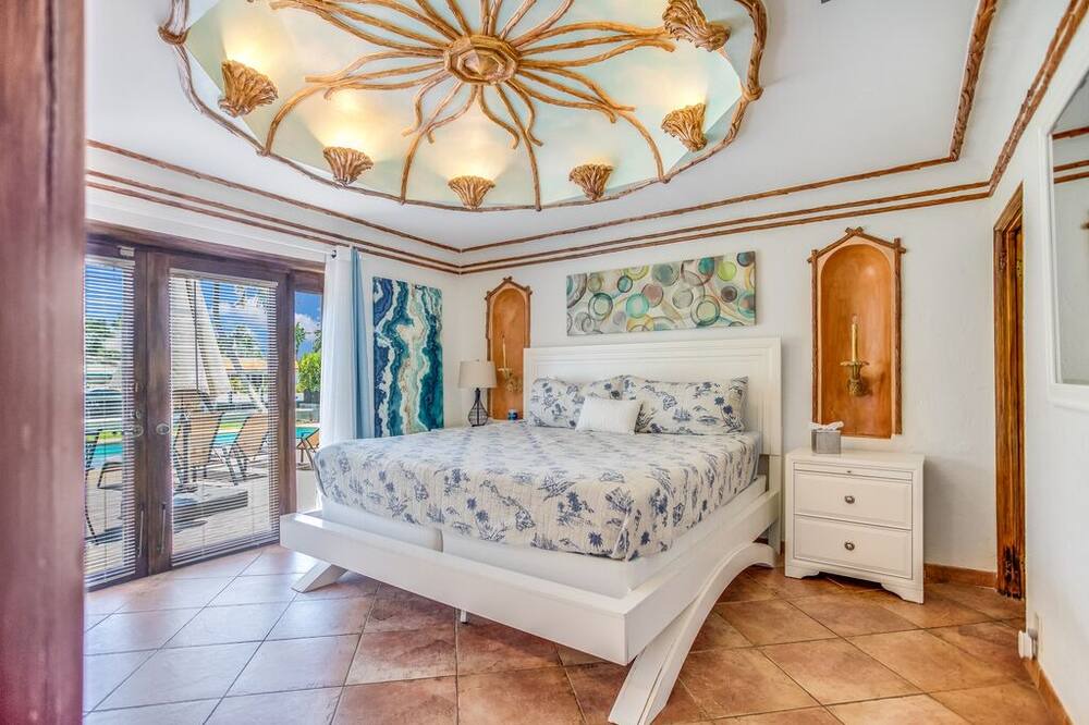 Photo of Bedroom in Hendricks and Venice Isles