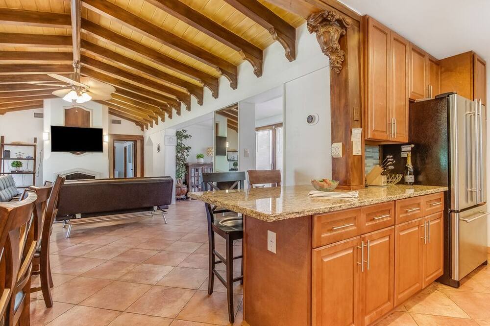 Photo of Kitchen in Hendricks and Venice Isles