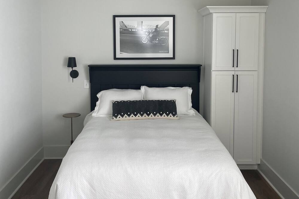 Photo of Bedroom in Greenville