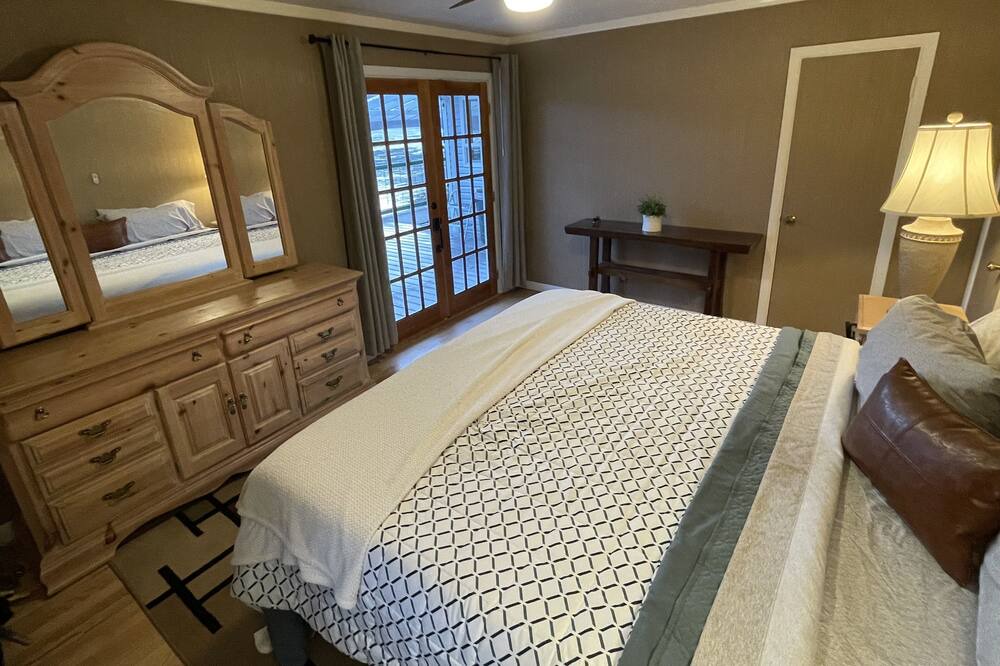 Photo of Others in Scottsburg