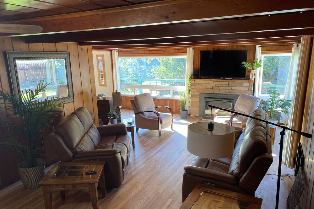 Photo of Others in Scottsburg