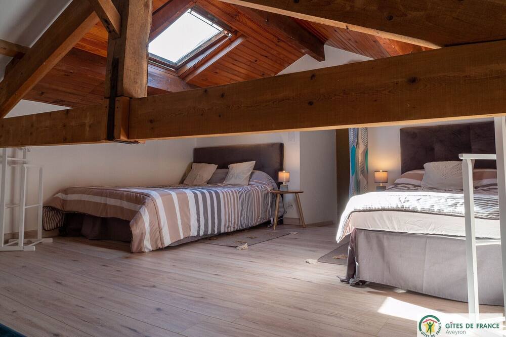 Photo of Bedroom in Villefranche-de-Rouergue