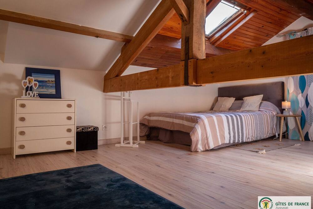Photo of Bedroom in Villefranche-de-Rouergue