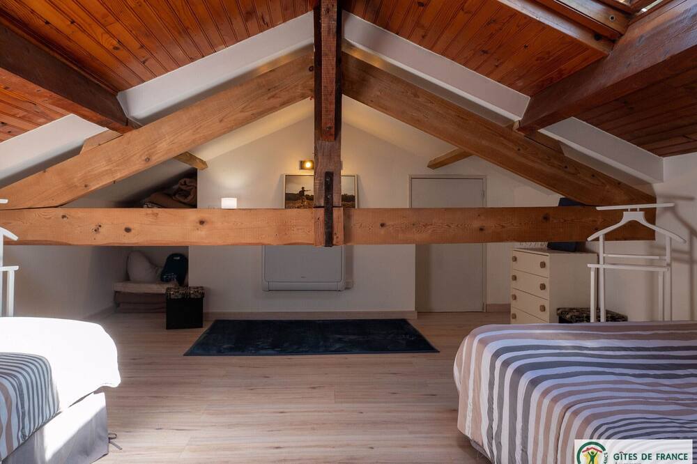 Photo of Bedroom in Villefranche-de-Rouergue