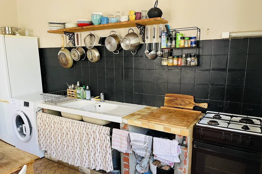 Photo of Kitchen in Brequerecque