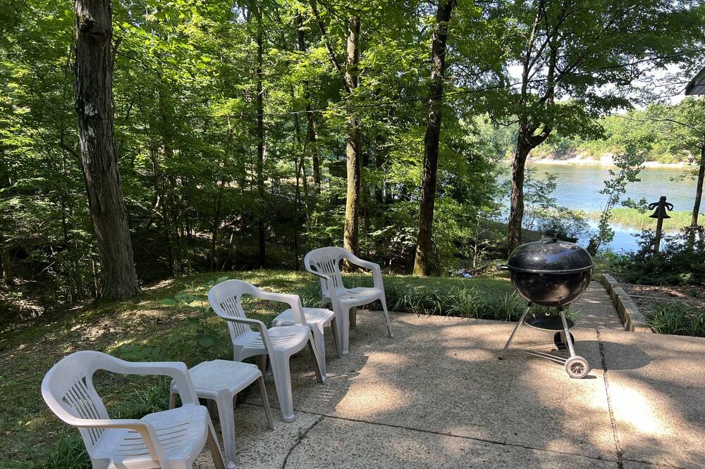 Photo of Outdoor in Doniphan
