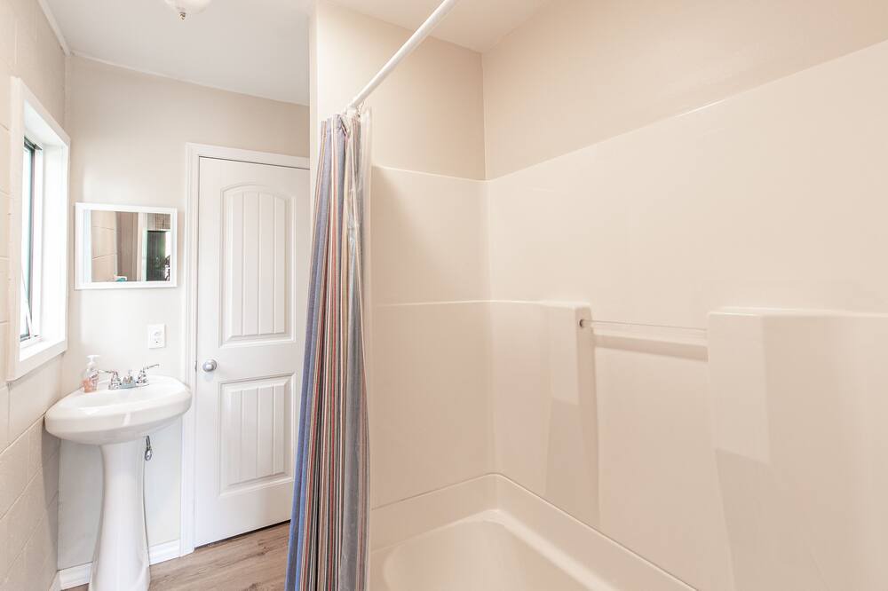 Photo of Bathroom in Doniphan
