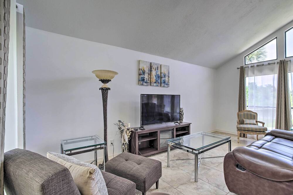 Photo of Livingroom in Montgomery