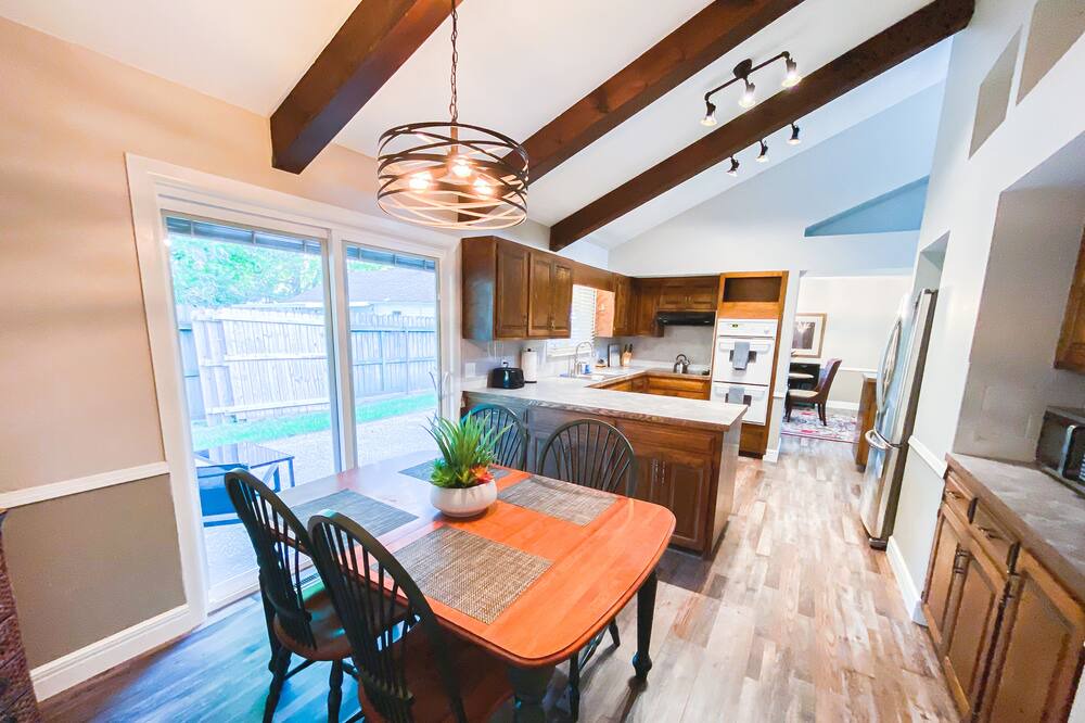 Photo of Others in Monett