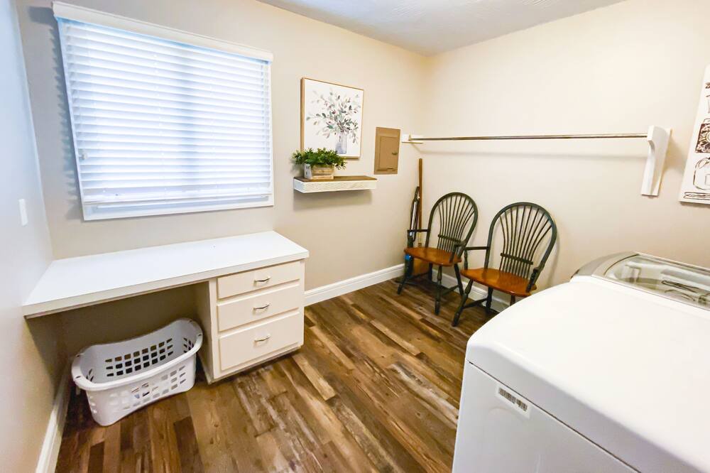 Photo of Others in Monett