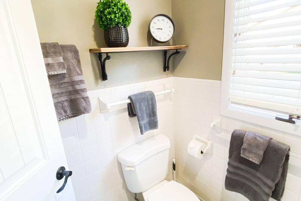 Photo of Others in Monett