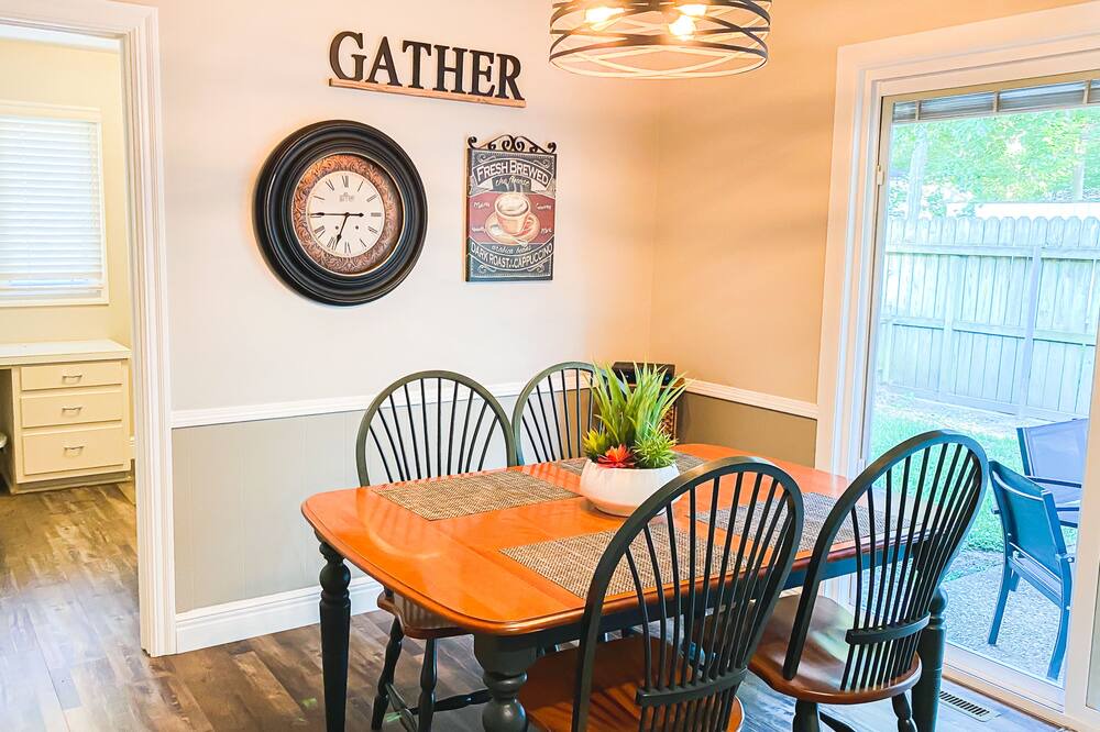 Photo of Others in Monett