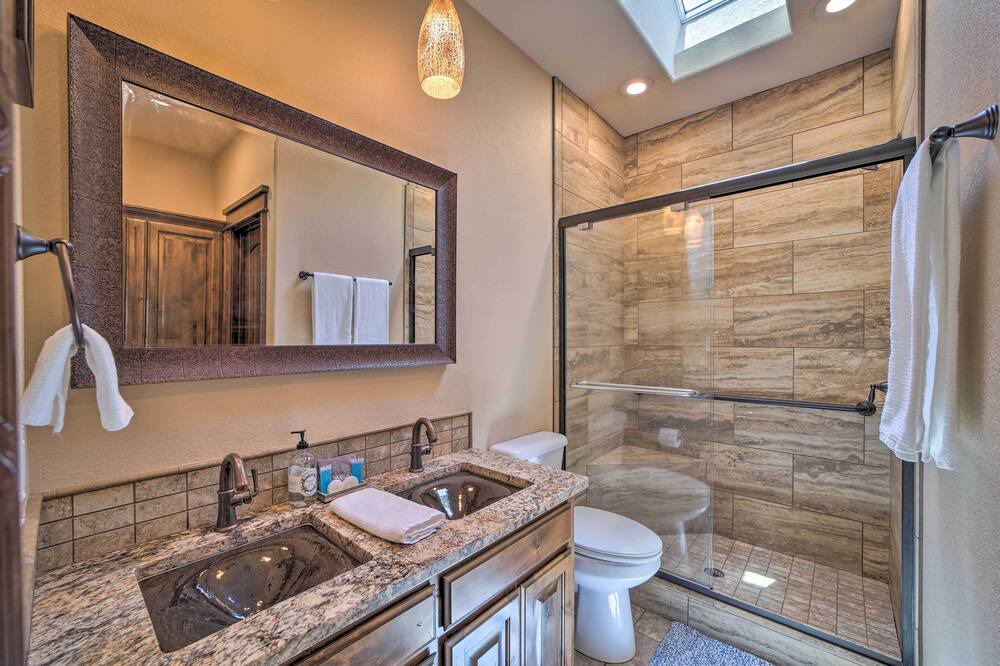 Photo of Bathroom in Vian
