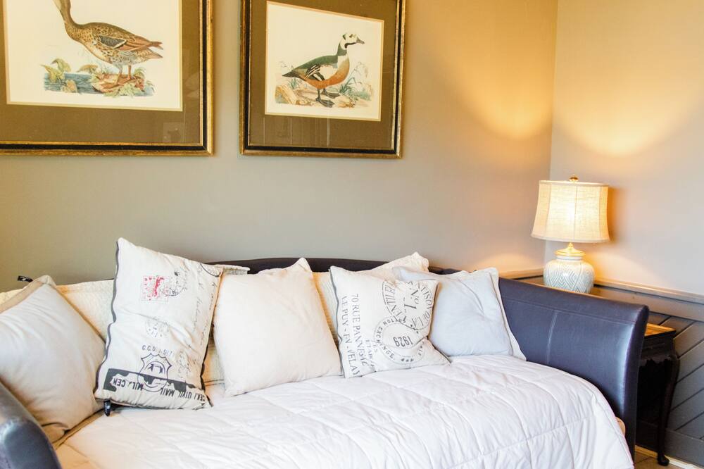 Photo of Bedroom in Sutherlin