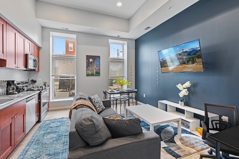 Photo of Others in Old Goucher