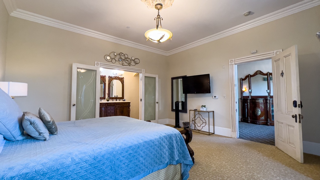 Photo of Others in Salinas