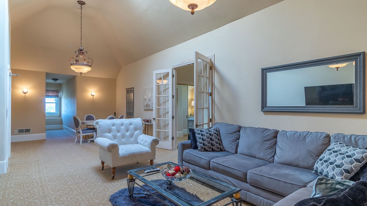 Photo of Bedroom in Salinas